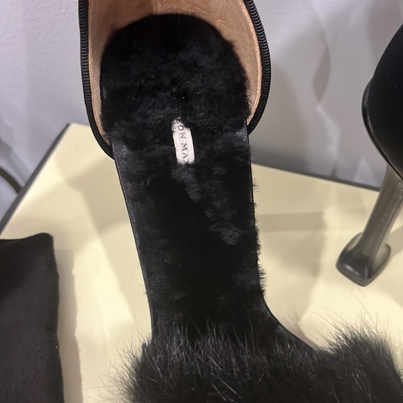 NIB Leon Max Elite Black Satin & Rabbit Fur Ankle Strap Heels Shoes - Picture 8 of 12